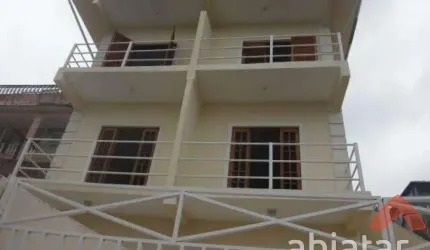 Sobrado com 120m² com 3 Suítes no Jardim São Marcos