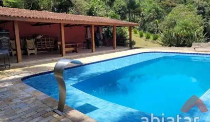 CHACARA COM 3 QUARTOS E  PISCINA EM ITAPECERICA