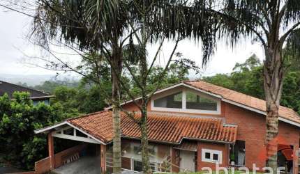 Casa de 205m² com 4 dormitórios ( 1 suíte ) e vaga para  4 carros - Jardim Indaiá