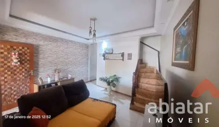 Sobrado à Venda no Jardim Record – 2 Dorms, Terraço Amplo e Escritório com Renda Extra