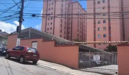 Apartamento reformado com 2 dorms à venda no Jardim Mitsutani – 1 vaga, lazer, ótima localização