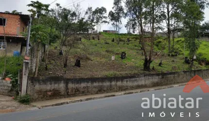 Terreno á venda com 2.036 m² de área total, em Embu das Artes;