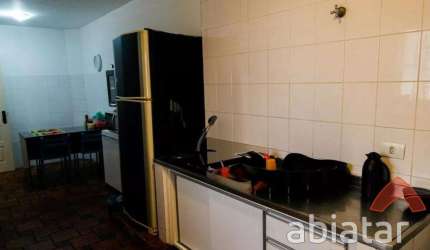 Casa à venda com 172m², 4 quartos e 2 vagas