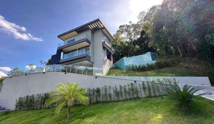 Casa Luxuosa em Condomínio Aruã Ecopark Lagos - Mogi das Cruzes - SP