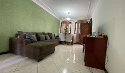 Casa com 3 quartos à venda na Rua Levindo Ignácio Ribeiro, 410, Santa Amélia, Belo Horizonte por R$ 749.000