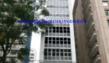 Conjunto Comercial 102,95m², 02 banheiros e 01 vaga na garagem.  Condomínio com recepção e segurança.  Excelente localização