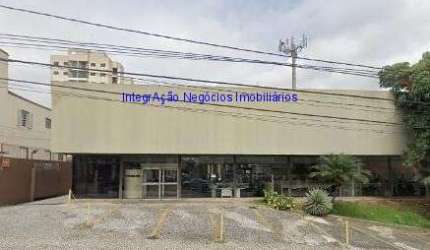 Loja 970m², 03 banheiros e 31 vagas de garagem.  Excelente localização, entre as Ruas Cisplatina, Lino Coutinho e  Dom Lucas Obes.
