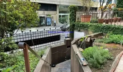Casa Sobrado 388m², 07 salas, 08 banheiros e 02 vagas de garagem.  Excelente localização, á 4 minutos andando para estação do metrô Consolação;