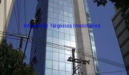 Conjunto comercial  100m², 01 copa, 03 banheiros e 03 vagas de garagem.  Condomínio com segurança, portaria e recepção.  Excelente localização