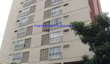 Apartamento 69m², 02 dormitórios e 01 banheiro.  Condomínio com portaria, segurança, salão de festa,  playground e salão de jogos.  Excelente