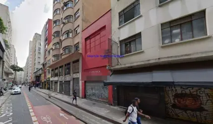 Prédio Comercial 300m² e 02 banheiros.  Excelente localização á 2 minutos andando para a estação do metrô Anhangabaú; Entre as Ruas Nova Barão