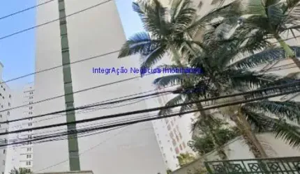 Condomínio com portaria, jardim e salão de festa.  Excelente localização a 9 minutos andando Metrô Paraiso; Entre as Ruas Abilio Soares