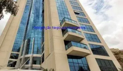 Apartamento Flat 28m², 01 dormitório, 01 banheiro e 01 vaga na garagem.  Condomínio com portaria, segurança, piscina, academia, playground,
