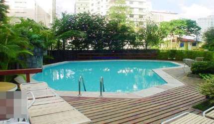 Condomínio com segurança, portaria, piscina, academia, playground e salão de festas.  Excelente localização próximo ao Parque Ibirapuera