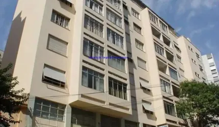 Studio 30m², 01 dormitório e 01 banheiro.  Condomínio com Segurança e Portaria.  Excelente localização á 7 minutos andando para a Estação do Metrô