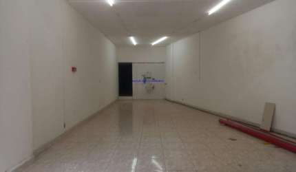 Loja 130m², 01 banheiro e 03 vagas de garagem.  Excelente localização á 2 minutos andando para a estação do metrô Santa Cecilia;