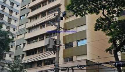 Apartamento 108m², 03 dormitórios (sendo 01 suíte), 02 banheiros e 01 vaga na garagem.  Condomínio com portaria, segurança 24hrs, academia