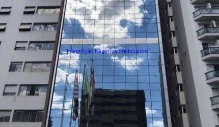 Prédio Comercial  5.582m², 32 banheiros e 40 vagas na garagem; Possui 13 pavimentos com 202m², 03 Elevadores, 01 copa.   Excelente localização