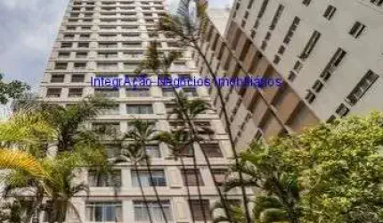 Apartamento 150m², 02 dormitórios (sendo 01 suíte), 03 banheiros e 02 vagas na garagem.  Condomínio com portaria, segurança 24hrs,  salão de festa.