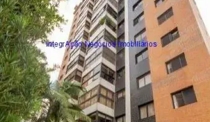 Apartamento 127m², 03 dormitórios (sendo 03 suítes), 04 banheiros e 03 vagas na garagem.  Condomínio com portaria, segurança 24hrs, piscina.