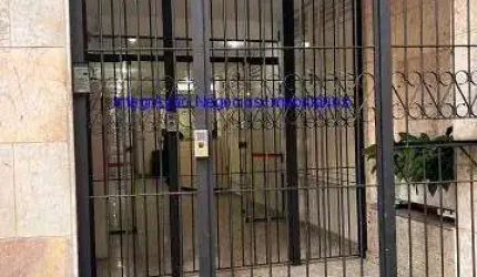 Apartamento 50m², 01 dormitório e 01 banheiro.   Condomínio portaria.  Excelente localização á 10 minutos andando para a estação do metrô Consolação;