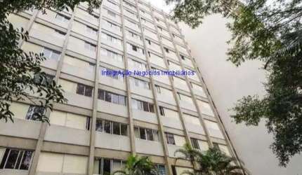 Apartamento 115m², 03 dormitórios (sendo 01 suíte), 03 banheiros e 01 vaga na garagem.  Condomínio com portaria 24hrs, salão de festa, churrasqueira.