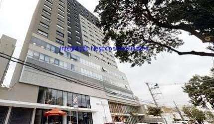 Apartamento Studio 33m², 01 dormitório (sendo suíte) e 01 banheiro.   Condomínio com portaria 24hrs, salão de festa, salão de jogos, espaço gourmet.