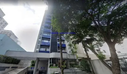 Condomínio com recepção e segurança.   Excelente localização entre as Ruas Clodomiro Amazonas, Visconde da Luz e João Cachoeira.