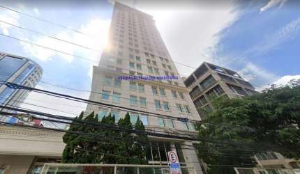 Conjunto Comercial 305m², 04 banheiros e 09 vagas na garagem.  Condomínio com recepção e segurança 24hrs.  Excelente localização.