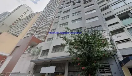 Condomínio com recepção.  Excelente localização á 4 minutos andando para a estação do metrô Ananhagabaú; Entre as Ruas Consolação, João Adolfo