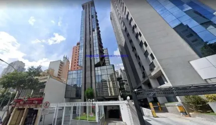 Conjunto Comercial 35m², 01 banheiro e 01 vaga na garagem.   Condomínio com recepção e segurança 24hrs.  Excelente localização