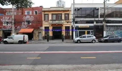 Prédio Comercial 450m², recepção, 02 banheiros, cozinha.   Excelente localização entre as Ruas Lopes Chaves, Conselheiro Brotero e Brigadeiro Galvão;