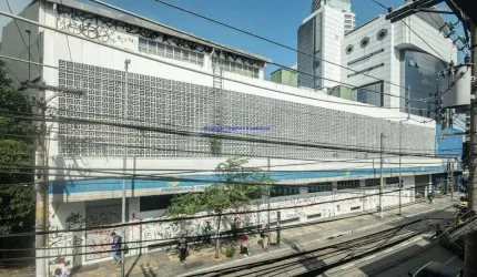Sobreloja 105m², 02 salas e 02 banheiros  Excelente localização á 4 minutos andando para a estação do metrô Faria Lima;