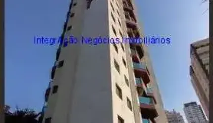 Apartamento 164m², 04 dormitórios (sendo 03 suítes), 04 banheiros e 03 vagas na garagem.  Condomínio com portaria, segurança 24hrs, piscina.