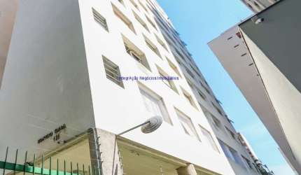 Apartamento 141,40m², 03 dormitórios (sendo 01 suíte), 03 banheiros e 01 vaga na garagem.  Condomínio com portaria, segurança 24hrs.  Excelente