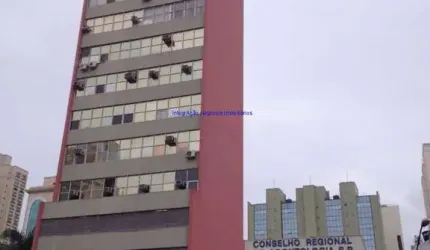 Conjunto Comercial 120m², 02 salas, 02 banheiros e 04 vagas na garagem.    Condomínio com recepção e segurança 24hrs.  Excelente localização