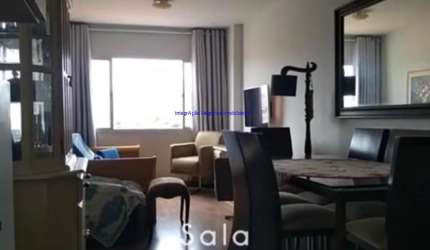 Apartamento MOBILIADO 51m², 01 dormitório, 01 banheiro e 01 vaga na garagem.  Condomínio com portaria 24hrs.  Excelente localização