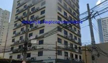 Prédio Comercial 4.300m², 12 banheiros e 160 vagas na garagem;  São 10 andares cada andar possui 400m², com 16 aparelhos de ar condicionado por andar.