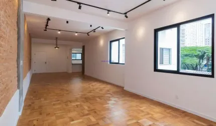 Apartamento 120,25 m², 02 dormitórios (sendo 01 suíte) e 02 banheiros.  Condomínio com portaria, segurança 24hrs.  Excelente localização á 6 minutos