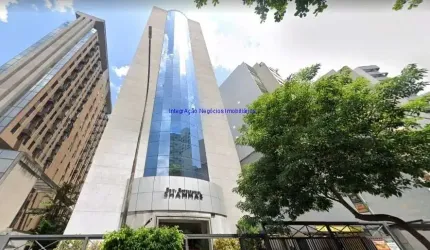 Conjunto Comercial 35m², 01 banheiro e 01 vaga na garagem.   Condomínio com recepção e segurança 24hrs.  Excelente localização