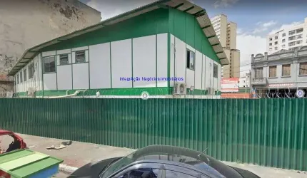 Galpão 168,30m², 01 banheiro.  Excelente localização á 6 minutos andando para a estação do metrô Luz; Entre as Ruas dos Gusmões