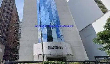 Conjunto Comercial 35m², 01 banheiro e 01 vaga na garagem.  Condomínio com recepção e segurança 24hrs.  Excelente localização á