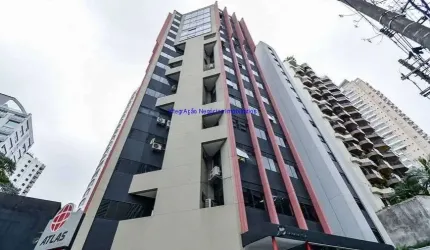 Conjunto Comercial 63m², 02 banheiros e 02 vagas na garagem.  Condomínio com recepção e segurança 24hrs.  Excelente localização