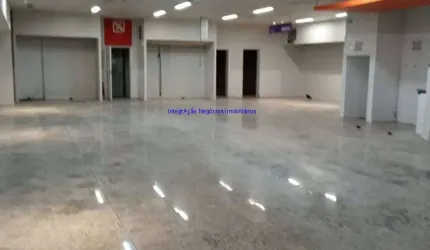 Loja 378m², 03 banheiros.  Excelente localização á 10 minutos andando para a estação do metrô São Joaquim; Entre as Ruas Rui Barbosa e Treze de Maio.