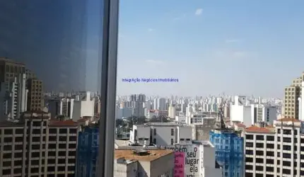 Conjunto Comercial 50m², 02 banheiro e 01 vaga na garagem.  Condomínio com recepção e portaria 24hrs.