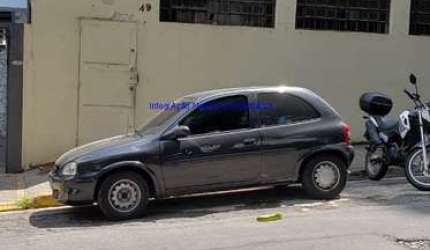 Sobrado Comercial 300m², 04 salas e 03 banheiros.   Excelente localização á 40 segundos andando para a estação do metrô Borba Gato
