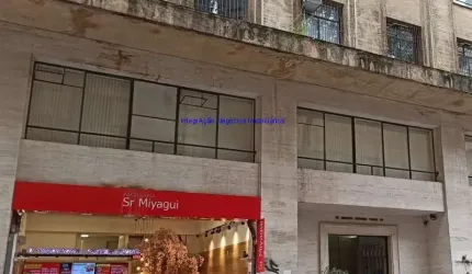 Conjunto Comercial 55m², 03 salas e 01 banheiro; A uma vaga de garagem que fica atrás da Faculdade de Direito ( Rua Riachuelo)