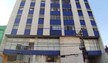 Apartamento 83.43m², 03 dormitórios e 02 banheiros.  Condomínio com portaria e segurança 24hrs.  Excelente localização