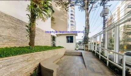 Apartamento 95m², 03 dormitórios, 03 banheiros e 01 vaga na garagem.  Condomínio com portaria, segurança 24hrs, salão de festa, playground, academia e