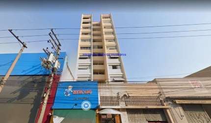 Apartamento 74m², 01 dormitório e 01 banheiro.   Condomínio com portaria 24hrs.  Excelente localização entre as Ruas Visconde de Tauany, Solon e Anhai